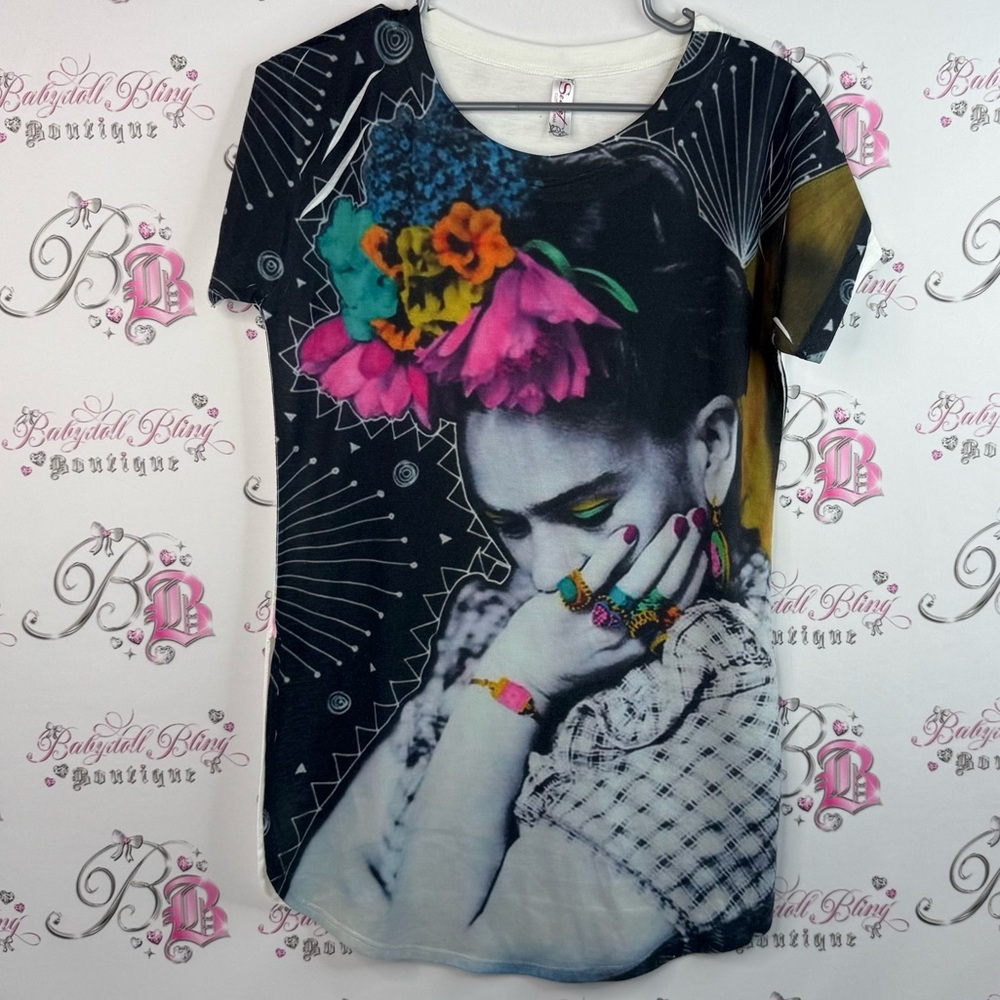 Secret clothing wear T-shirt, unique girl, Floral Graphic Short Sleeve Tee